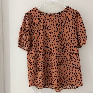 Medium leopard print blouse